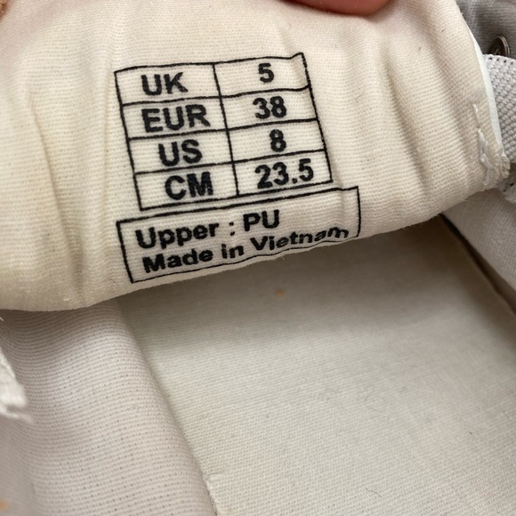 JC Play Women Ivory/white Sneakers US 8. - Picture 9 of 15